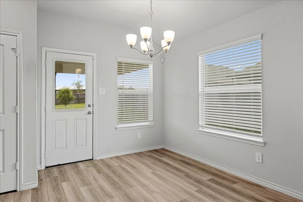 1605 Navarro Drive Brenham, TX 77833