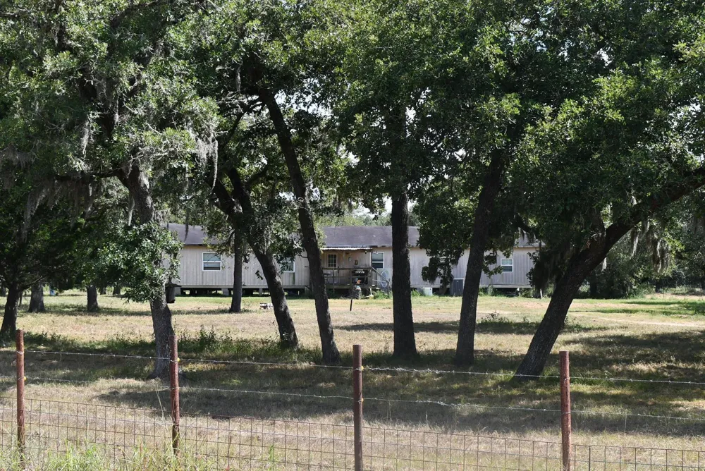 14600 Fm 530 Hallettsville, TX 77964