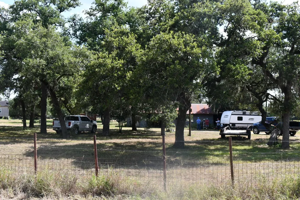 14600 Fm 530 Hallettsville, TX 77964