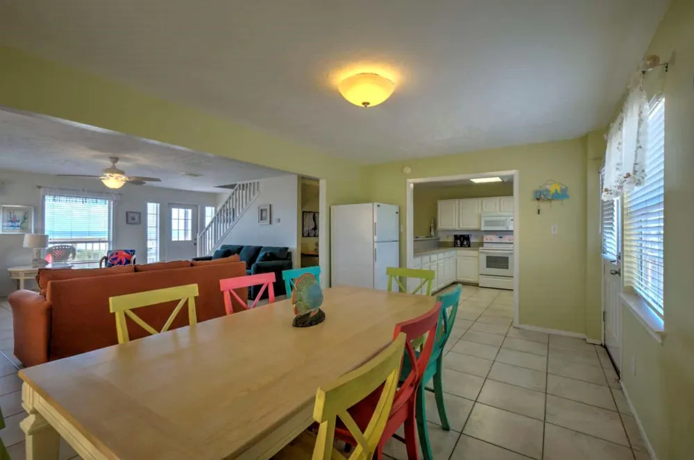 2446 Bluewater Highway Surfside Beach, TX 77541