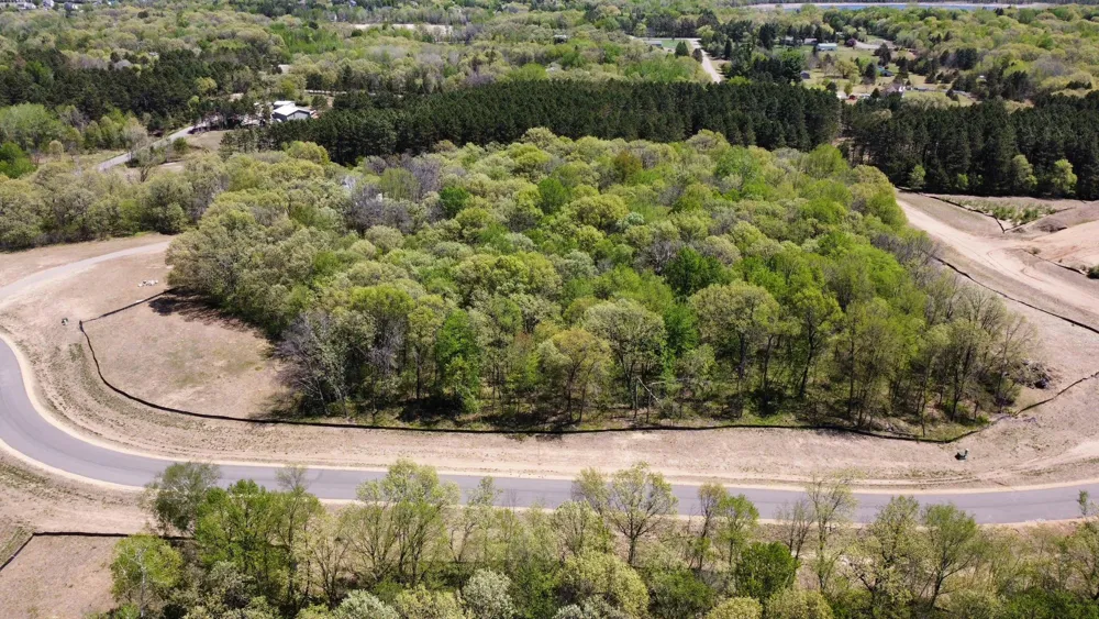 20032 Vintage Drive NW Oak Grove, MN 55303