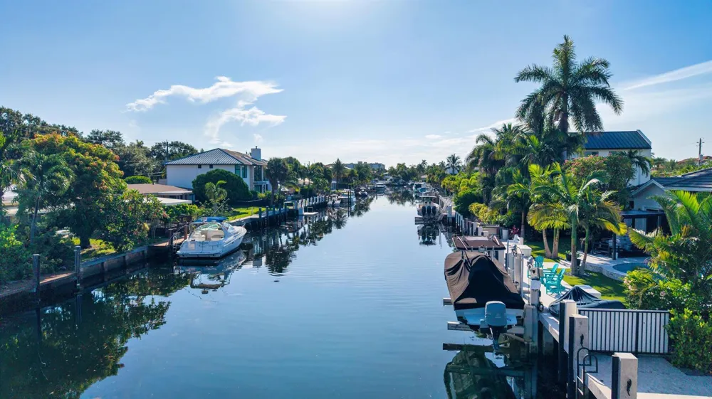 2441 NE 48th Court Lighthouse Point, FL 33064