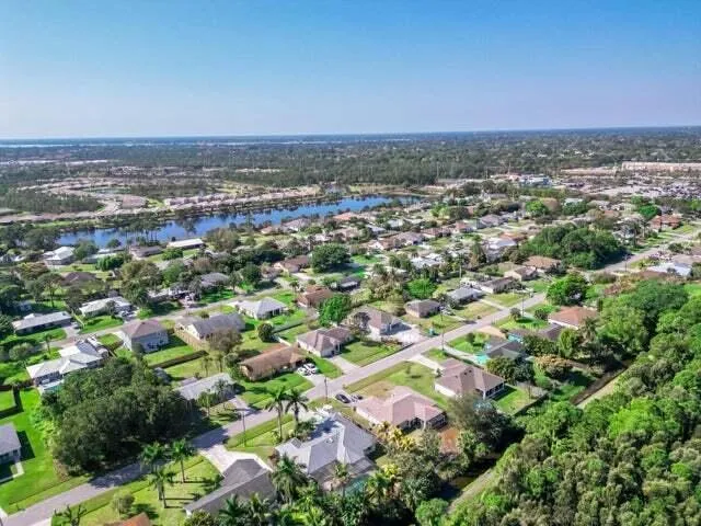 2470 SE Garden Terrace #502 Port St. Lucie, FL 34952