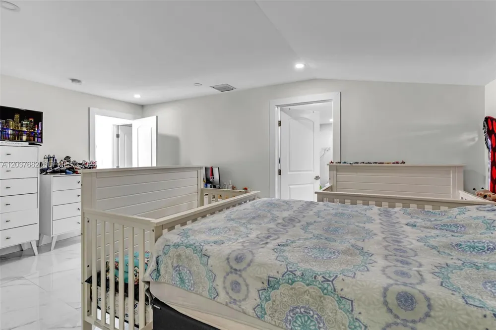 20304 SW 186th St Miami, FL 33187