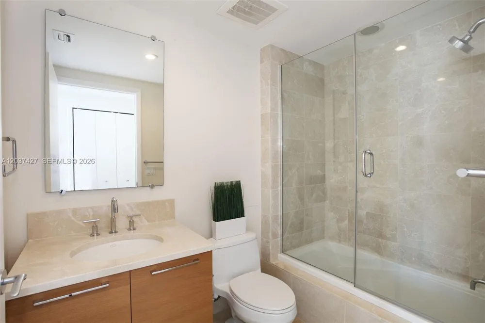17001 Collins Ave #1201 Sunny Isles Beach, FL 33160