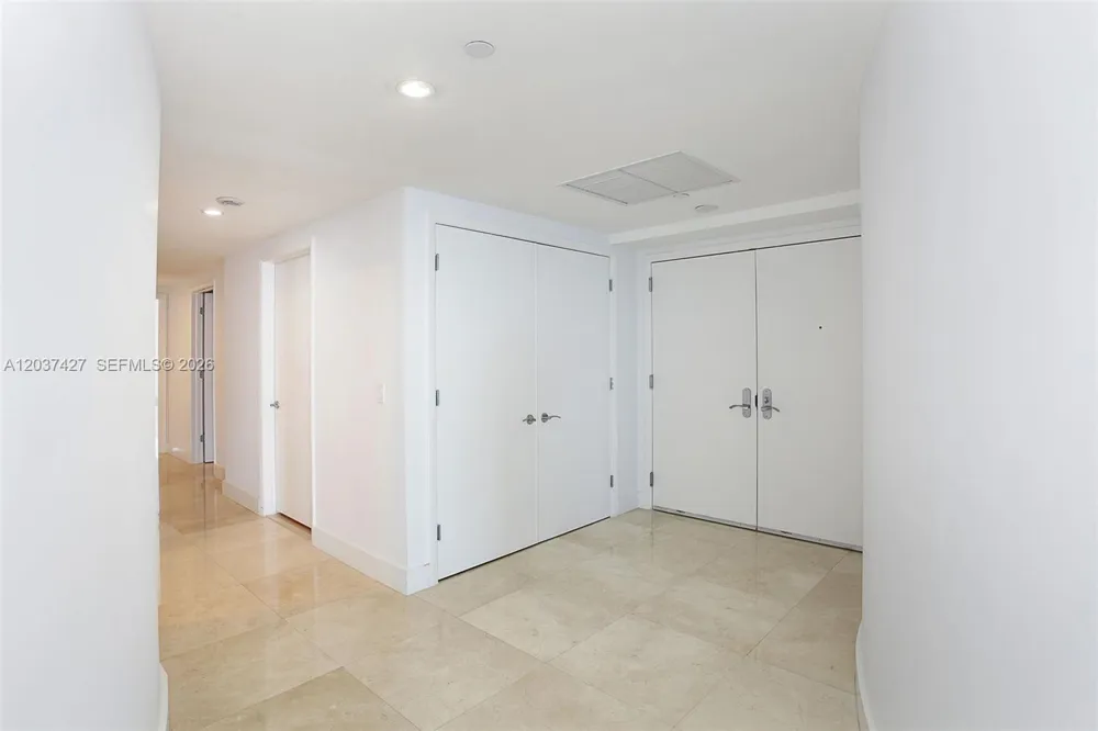 17001 Collins Ave #1201 Sunny Isles Beach, FL 33160