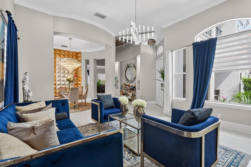 700 Cresta Circle West Palm Beach, FL 33413
