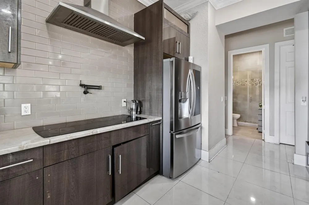 700 Cresta Circle West Palm Beach, FL 33413