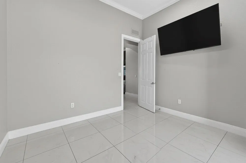 700 Cresta Circle West Palm Beach, FL 33413