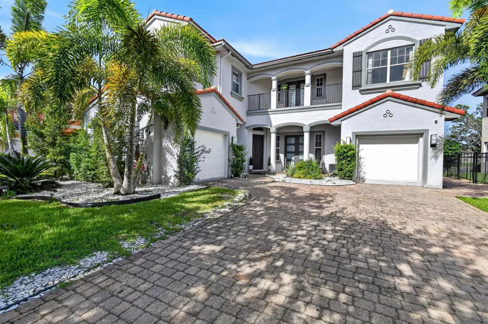 700 Cresta Circle West Palm Beach, FL 33413