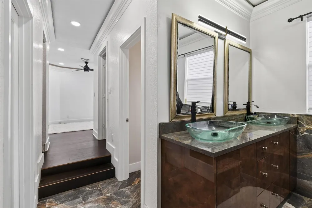 700 Cresta Circle West Palm Beach, FL 33413