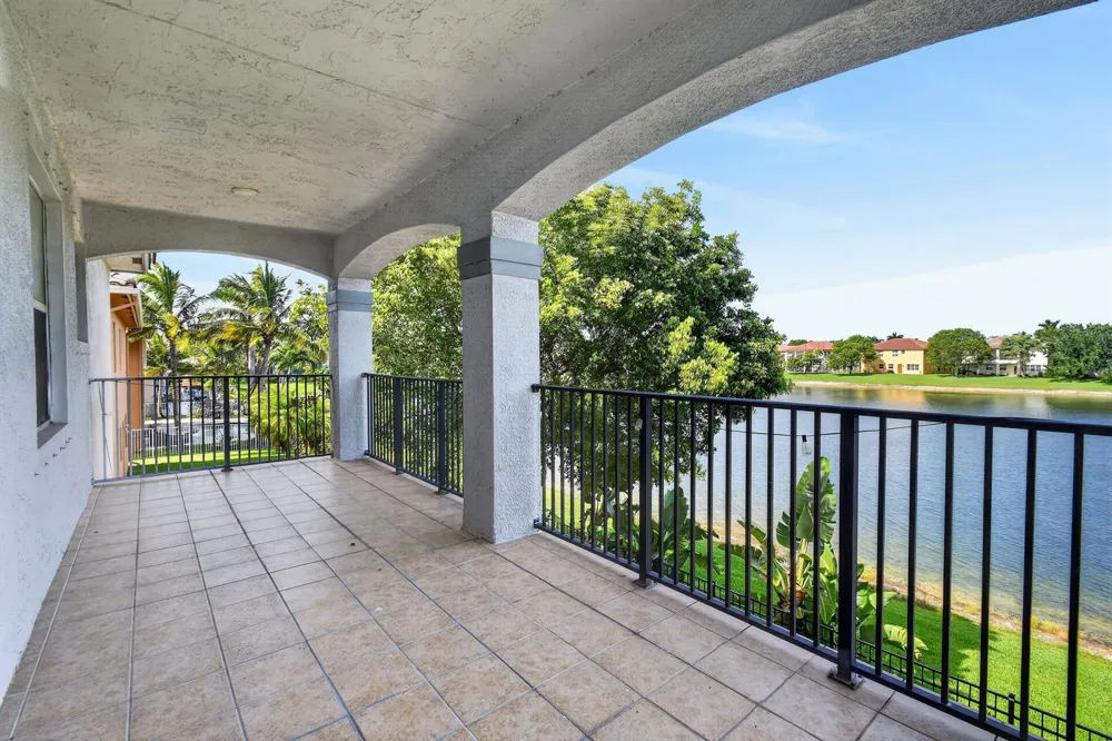 700 Cresta Circle West Palm Beach, FL 33413