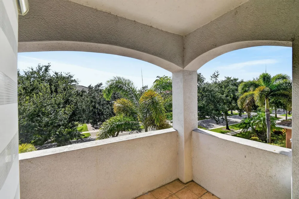 700 Cresta Circle West Palm Beach, FL 33413