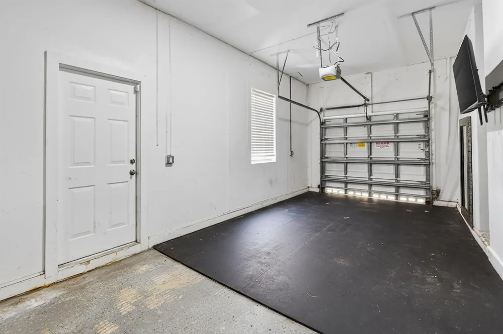 700 Cresta Circle West Palm Beach, FL 33413