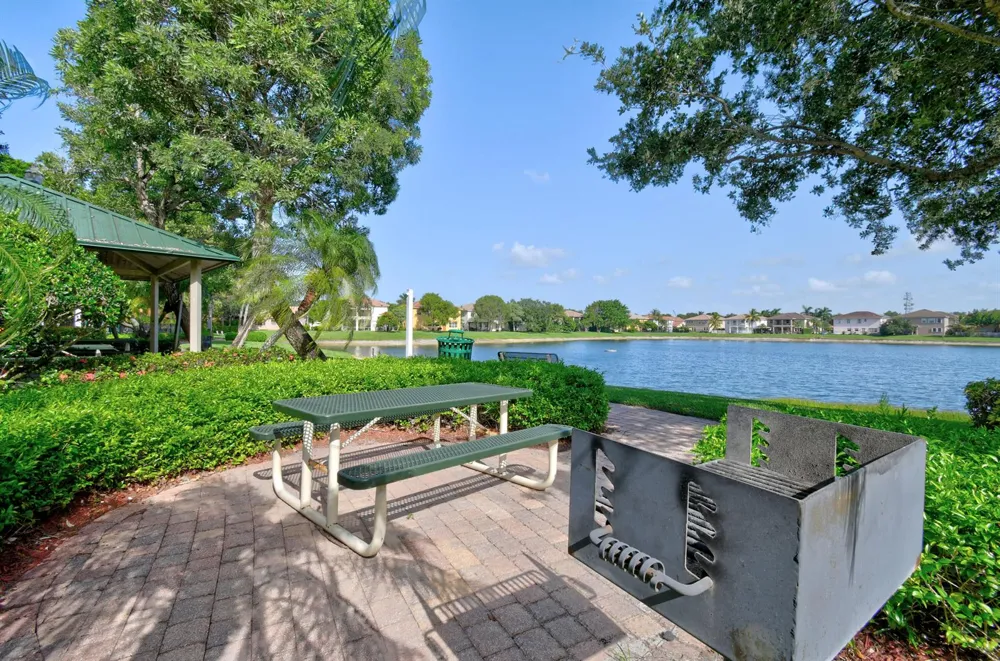 700 Cresta Circle West Palm Beach, FL 33413