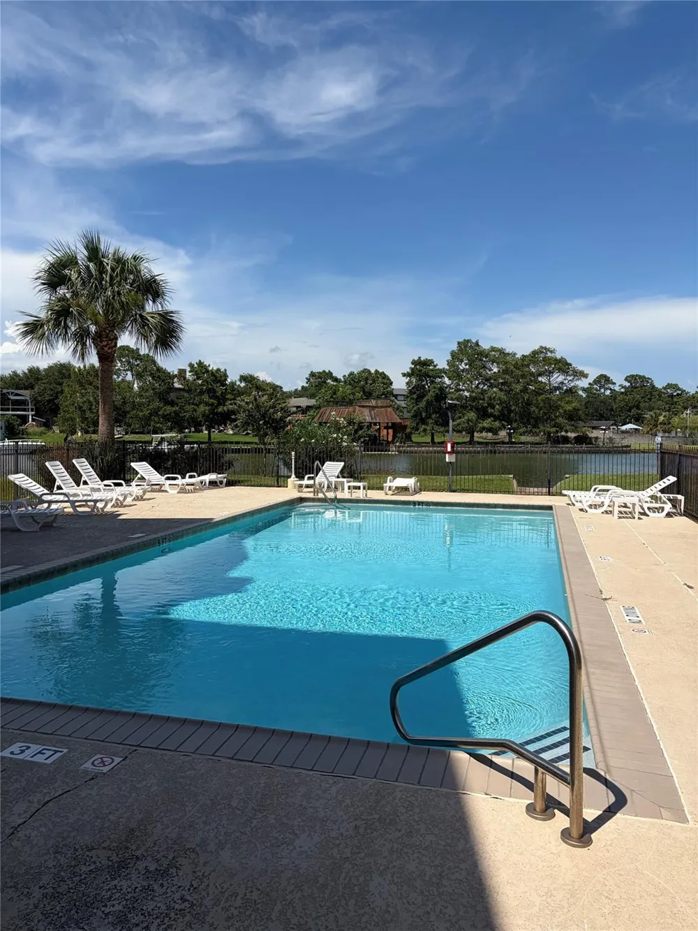 18519 Egret Bay Boulevard #1602 Webster, TX 77058