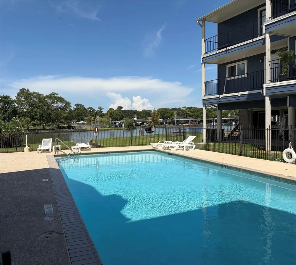 18519 Egret Bay Boulevard #1602 Webster, TX 77058
