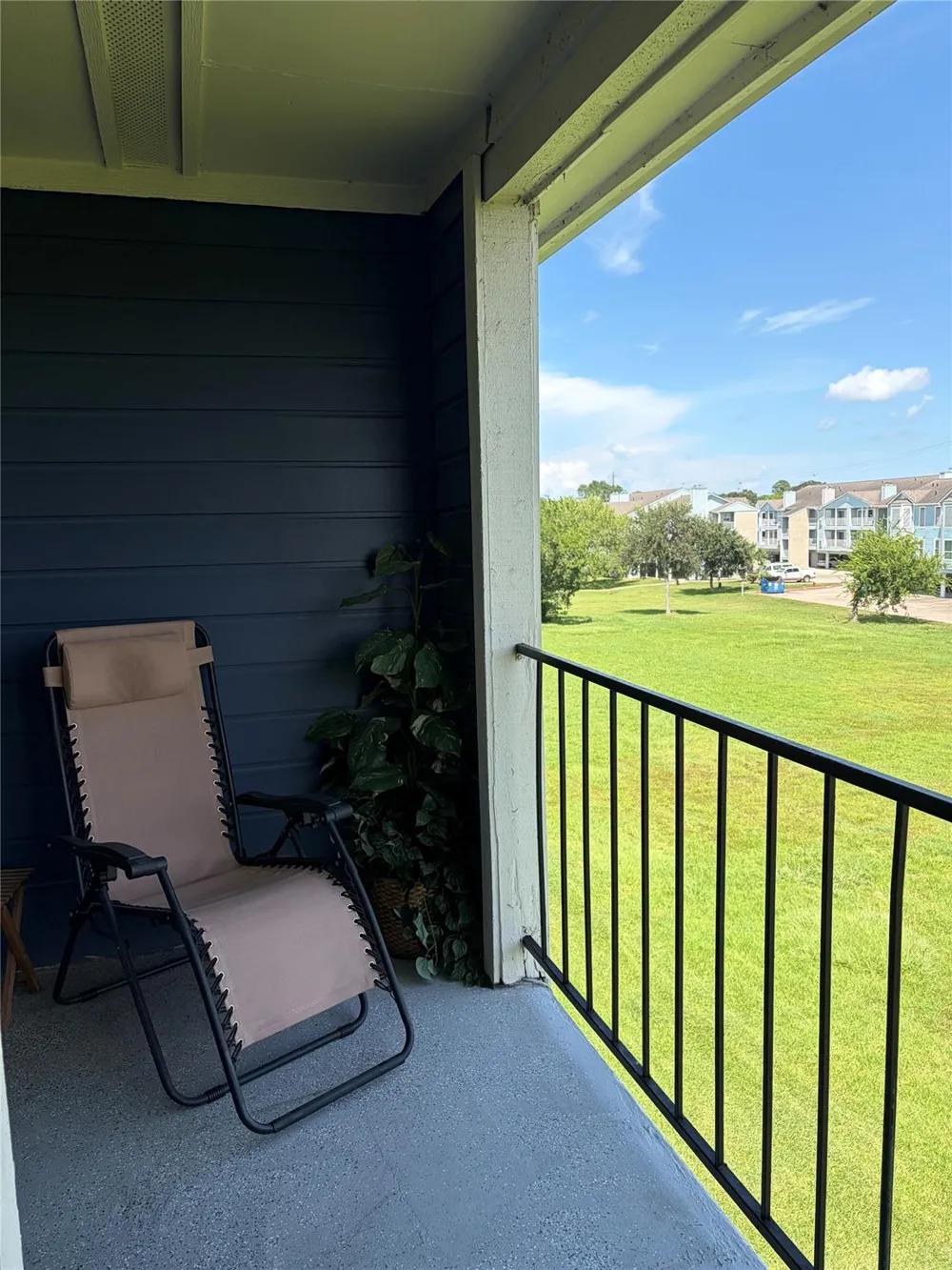 18519 Egret Bay Boulevard #1602 Webster, TX 77058
