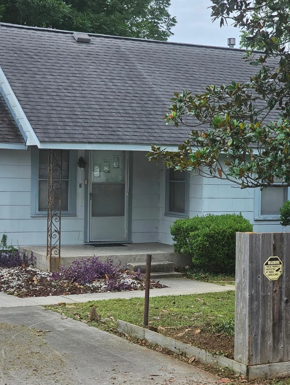 817 S Main Street Highlands, TX 77562