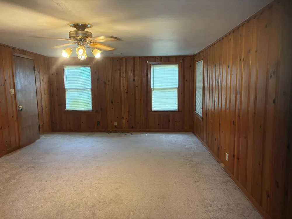 817 S Main Street Highlands, TX 77562