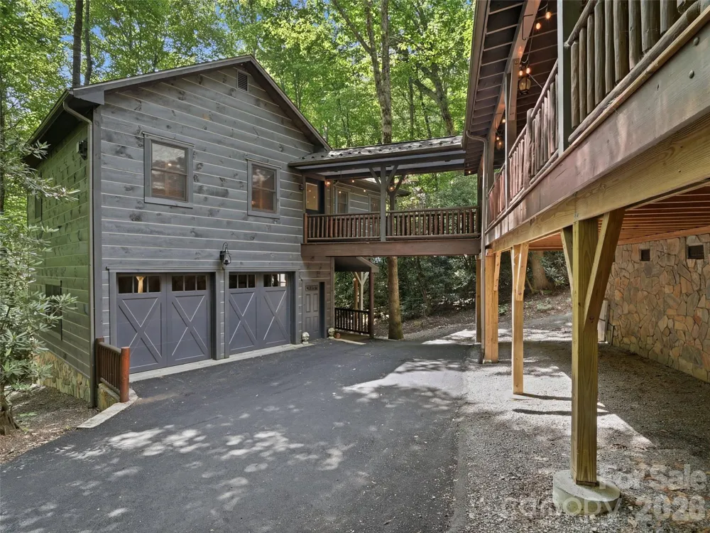 6 Laurel Branch Drive Black Mountain, NC 28711