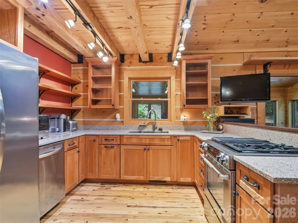 6 Laurel Branch Drive Black Mountain, NC 28711