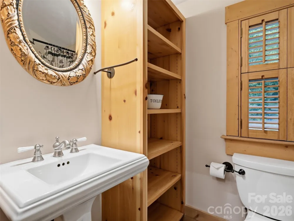6 Laurel Branch Drive Black Mountain, NC 28711