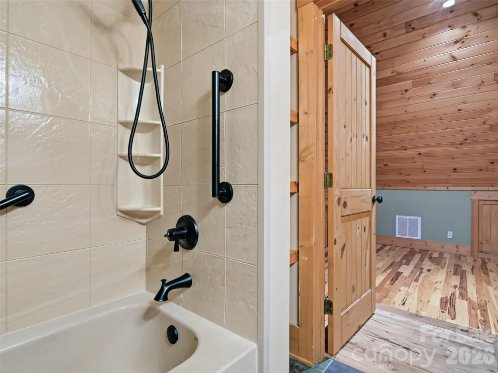 6 Laurel Branch Drive Black Mountain, NC 28711