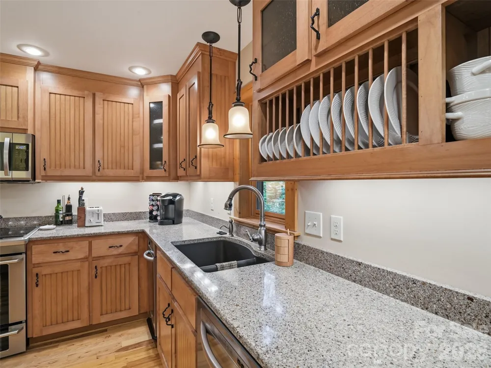 6 Laurel Branch Drive Black Mountain, NC 28711