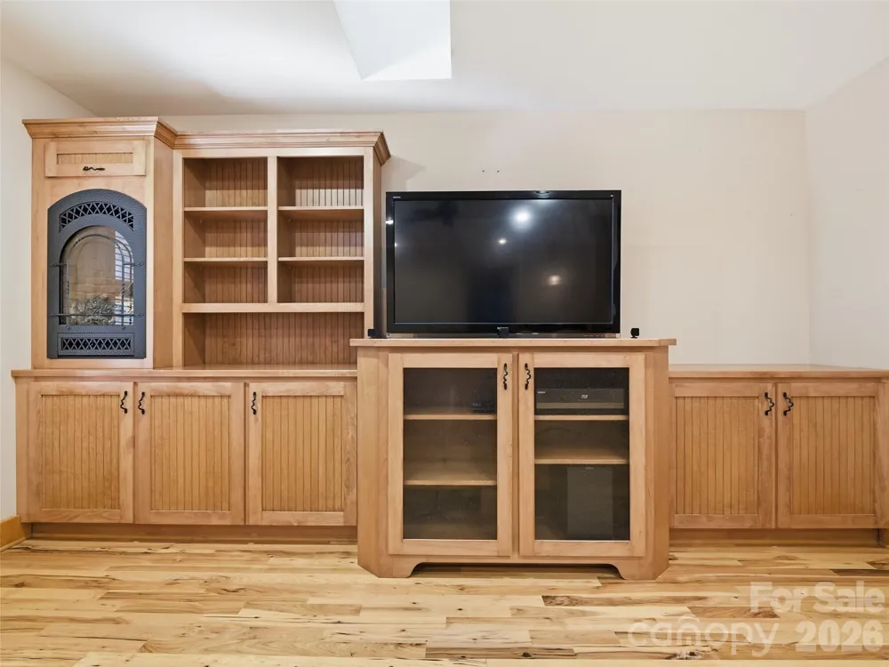 6 Laurel Branch Drive Black Mountain, NC 28711