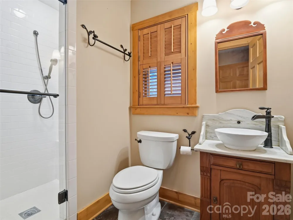 6 Laurel Branch Drive Black Mountain, NC 28711