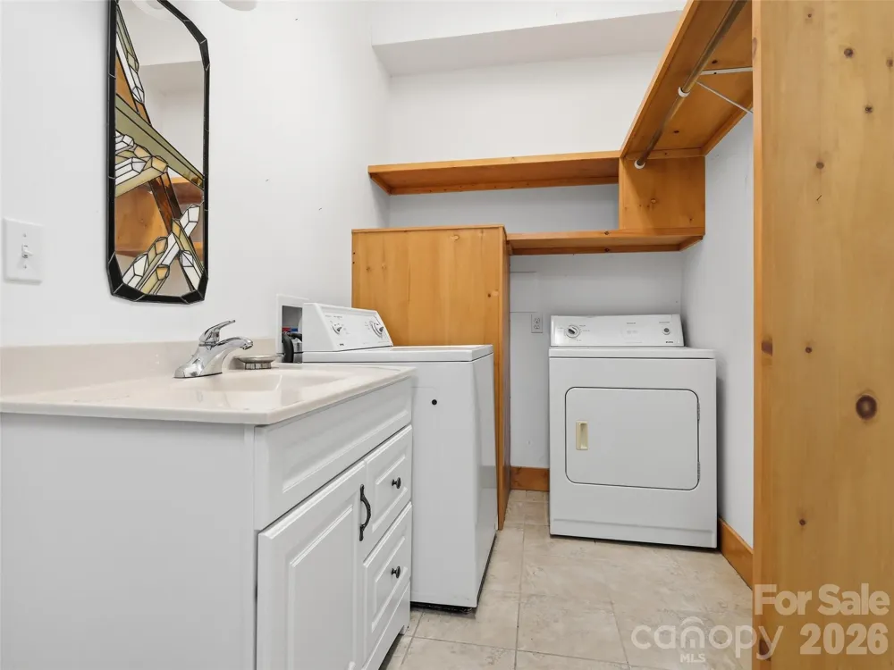 6 Laurel Branch Drive Black Mountain, NC 28711