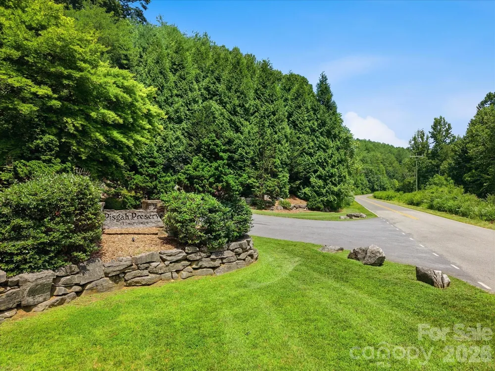 8542 Indian Trace #28 Nebo, NC 28761