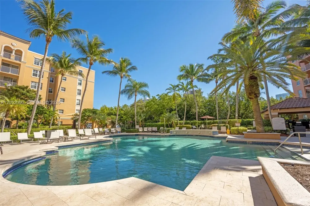 19999 E Country Club Dr #1406 Aventura, FL 33180