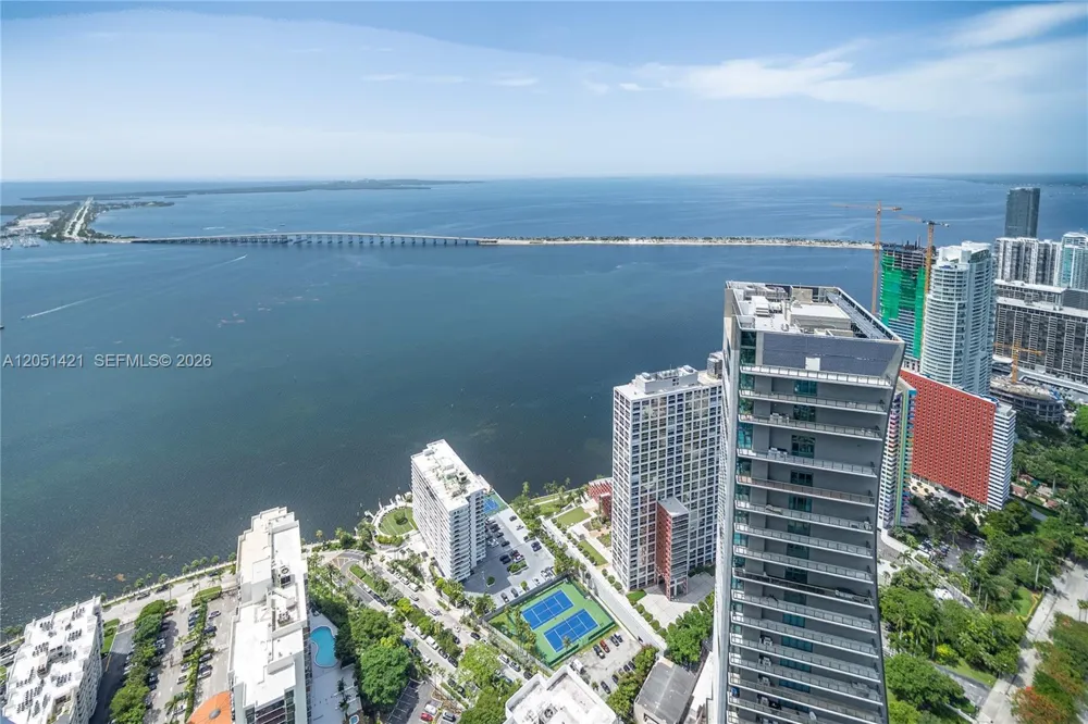 1425 Brickell Ave #PH3AB Miami, FL 33131