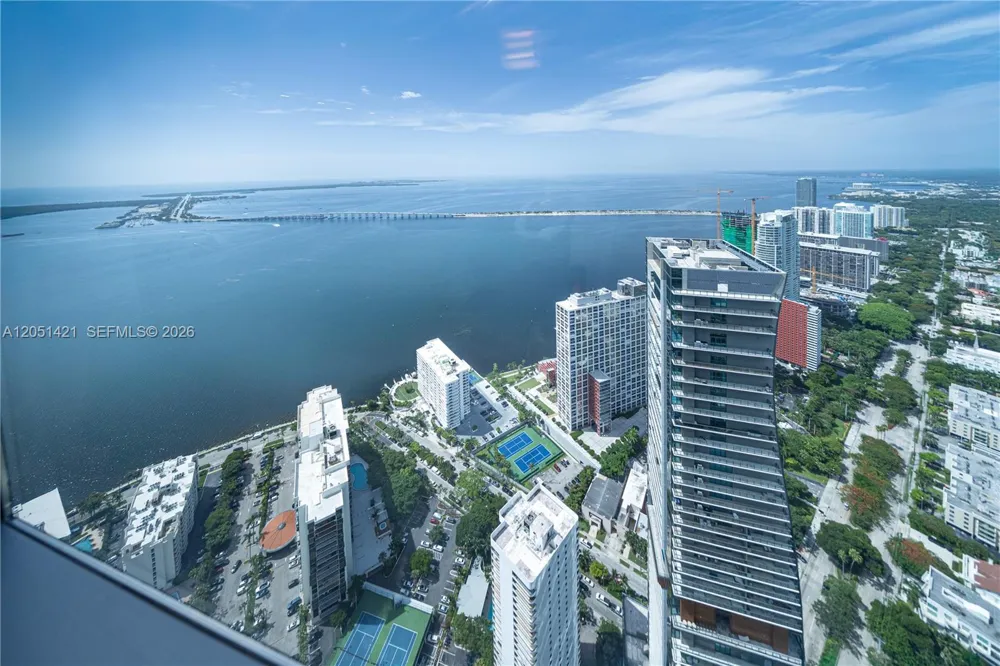 1425 Brickell Ave #PH3AB Miami, FL 33131