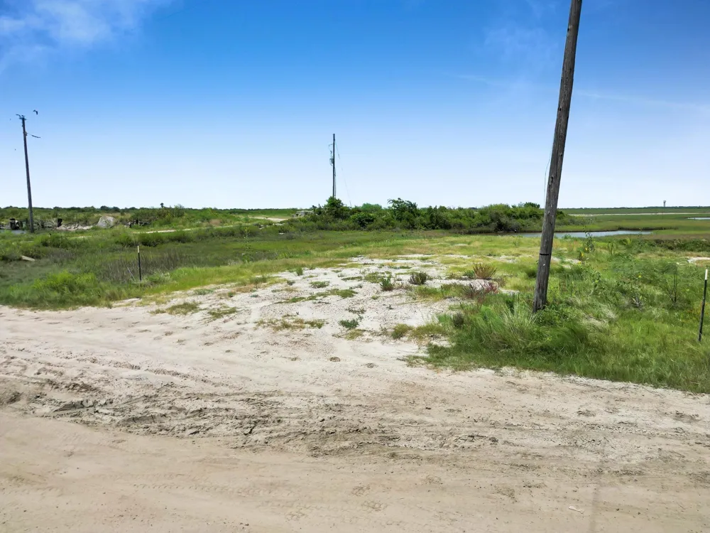 1434 Bahama Lane Port Bolivar, TX 77650