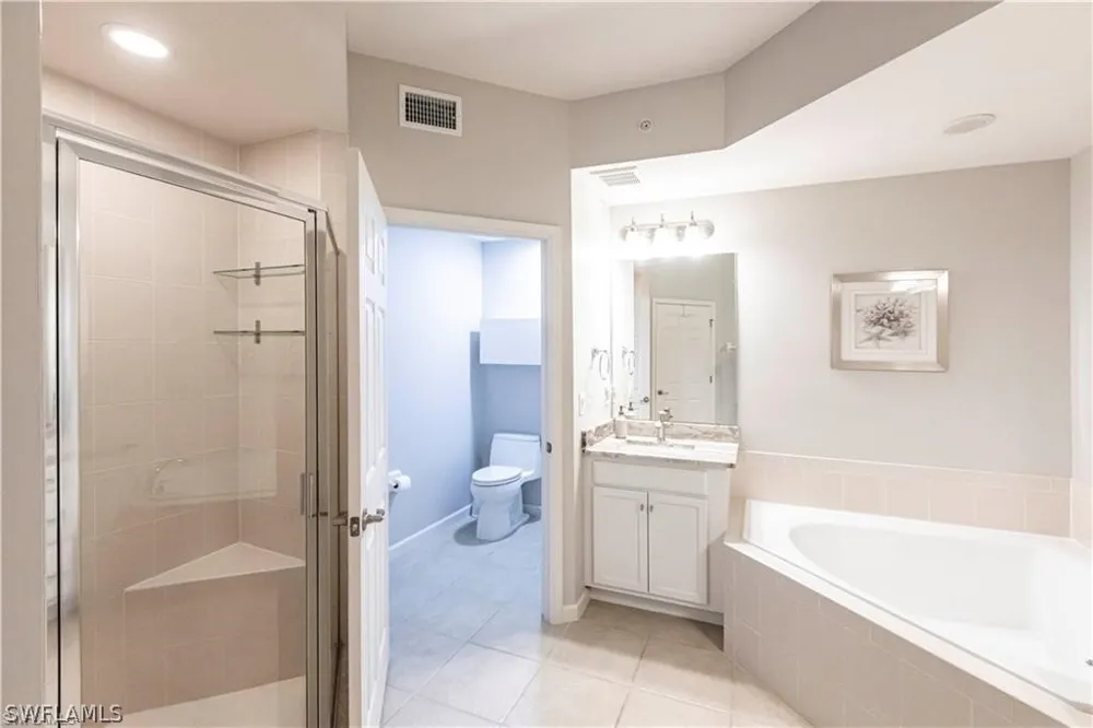Ironstone Terrace #102 Naples, FL 34120