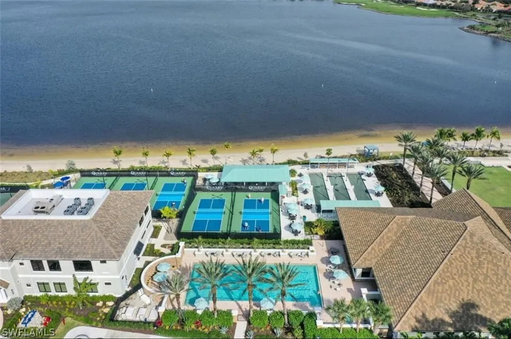 Ironstone Terrace #102 Naples, FL 34120