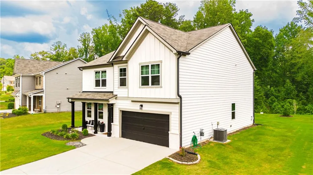 4856 Golden Finch Lane SW Powder Springs, GA 30127