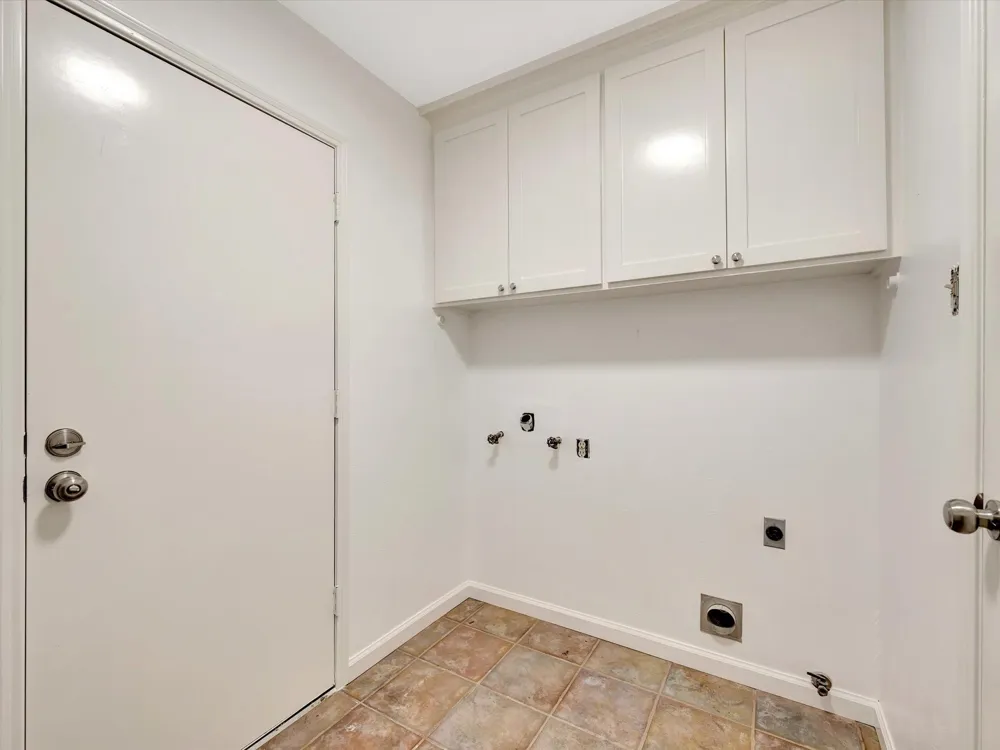 10340 Rocky Hollow Road La Porte, TX 77571