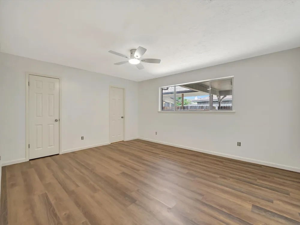 10340 Rocky Hollow Road La Porte, TX 77571