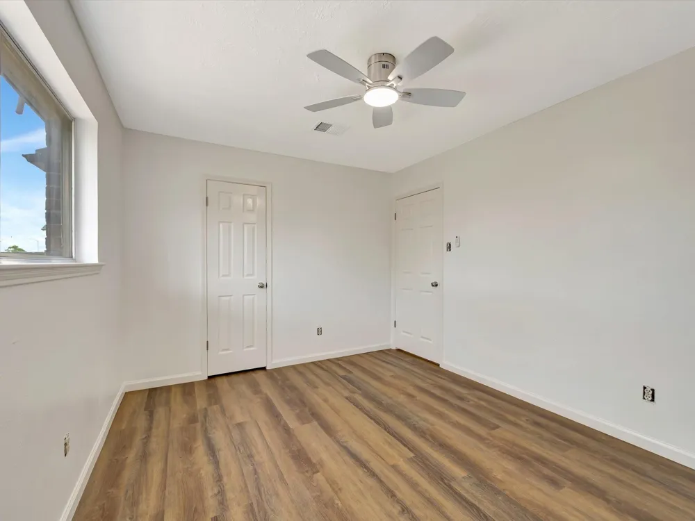 10340 Rocky Hollow Road La Porte, TX 77571