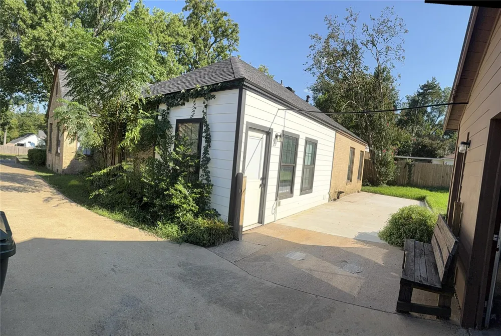 1317 Sneed Drive Tyler, TX 75701