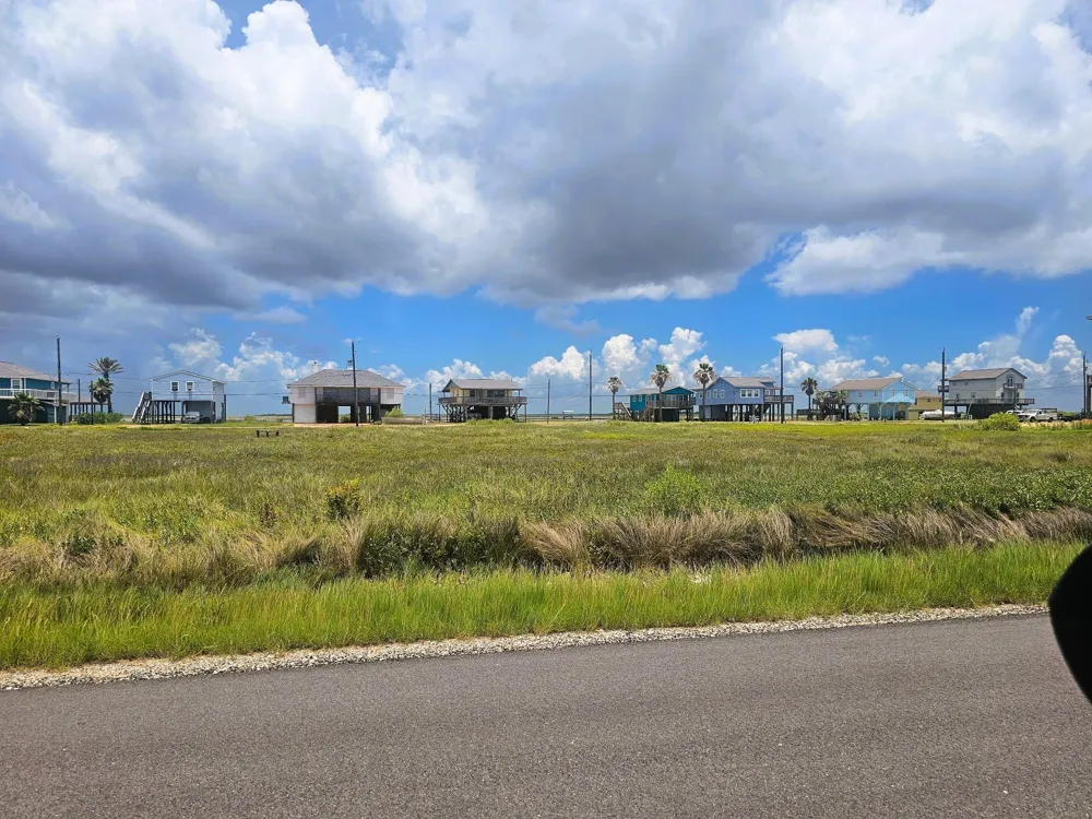 4539 Palm Street Freeport, TX 77541