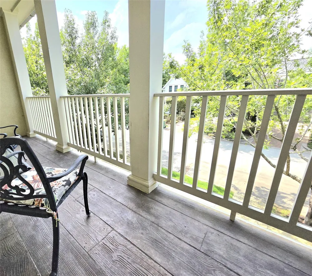 91 Low Country Lane The Woodlands, TX 77380