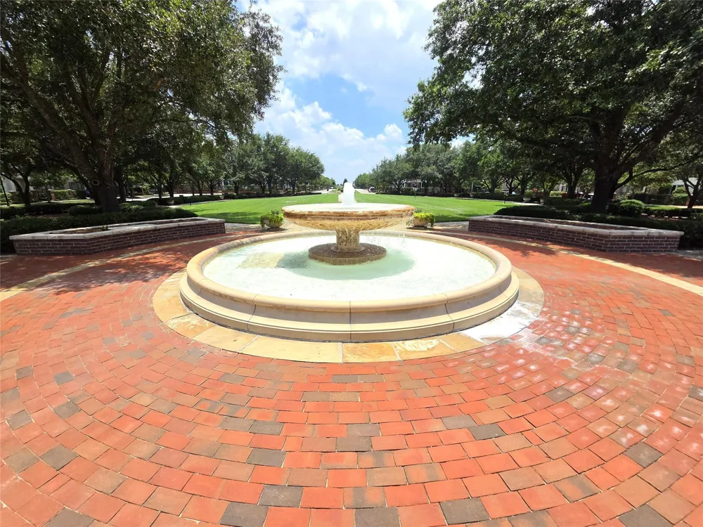 91 Low Country Lane The Woodlands, TX 77380