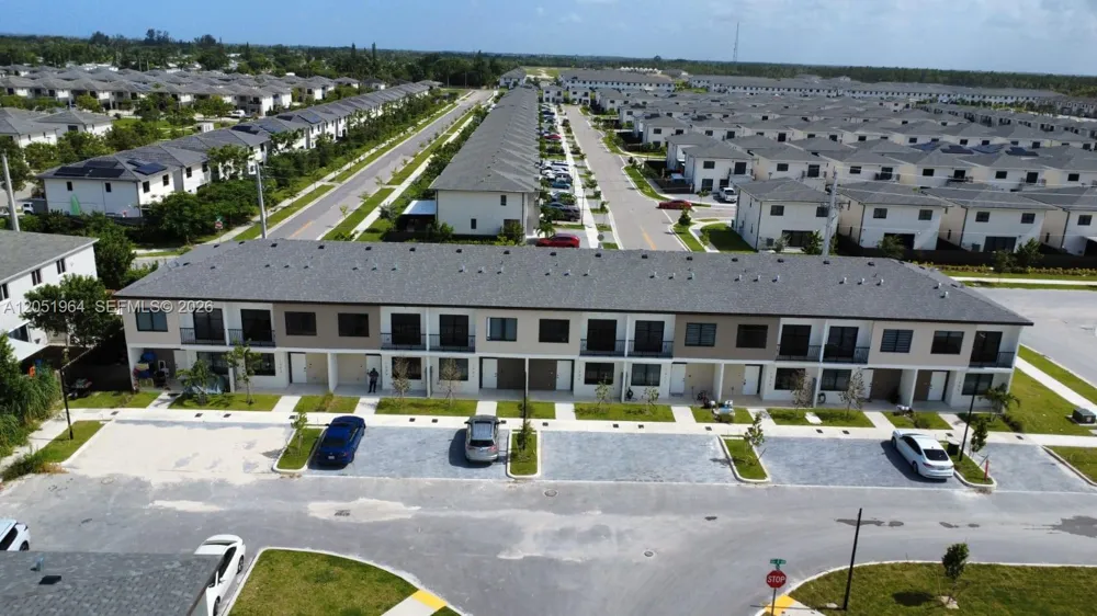 1305 NW 4th Ter Florida City, FL 33034