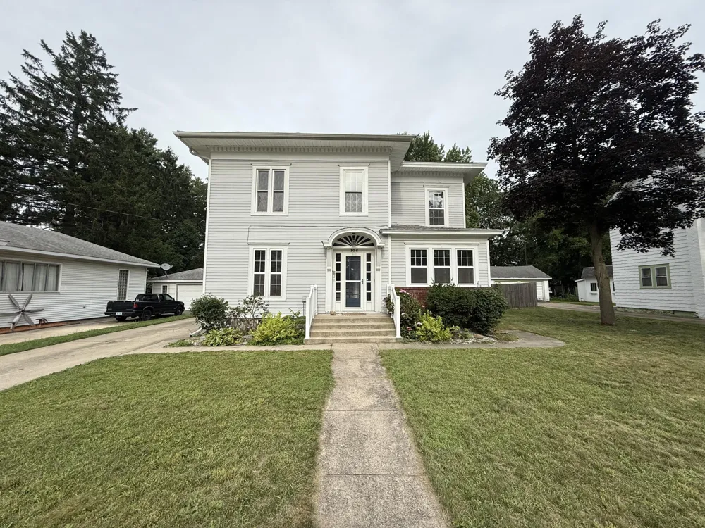106 Hamilton Street Dowagiac, MI 49047