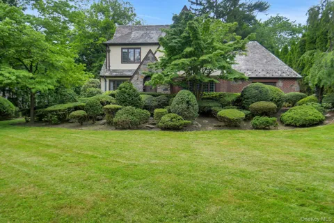 46 Fenimore Road